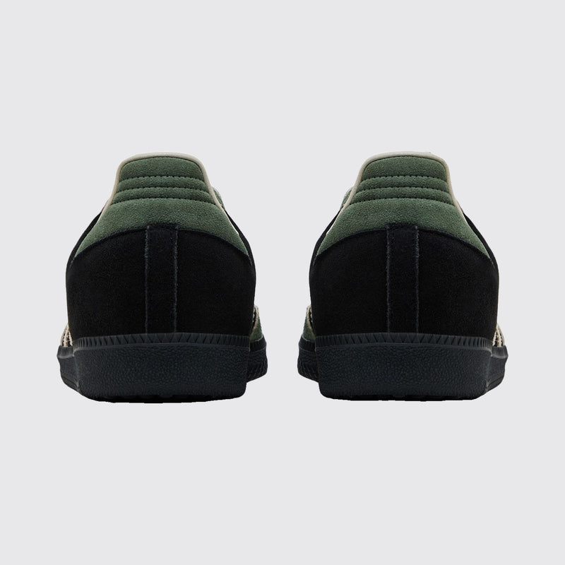 Adidas Samba OG Black Silver Green de Mujer zapatilla – vista trasera del par