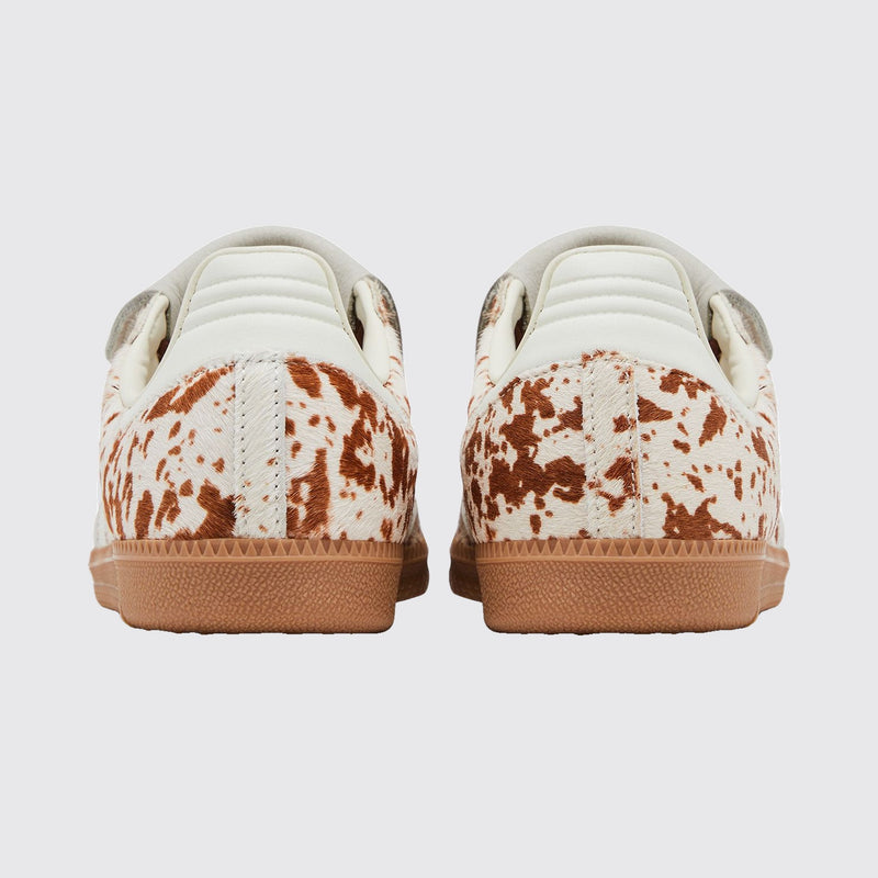 Adidas Samba LT Cow Print Brown de Mujer zapatilla – vista trasera del par