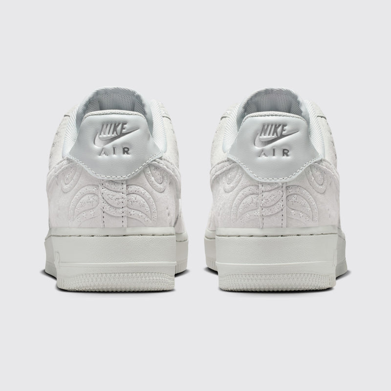 Nike Air Force 1 '07 Premium Grey Fog Femme basket – vue arrière de la paire