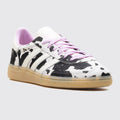Adidas Handball Spezial Cow Print Bliss Lilac de Mujer zapatilla – vista frontal tres cuartos