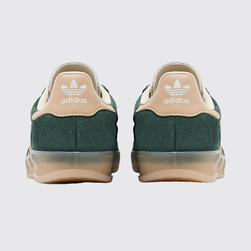 Adidas Gazelle Indoor Shadow Green Warm Sandstone sapatilha – vista traseira do par