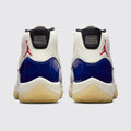 Air Jordan 11 Rare Air zapatilla – vista trasera del par