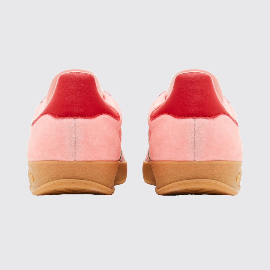 Adidas Gazelle Indoor Glow Pink Court Green de Mulher sapatilha – vista traseira do par