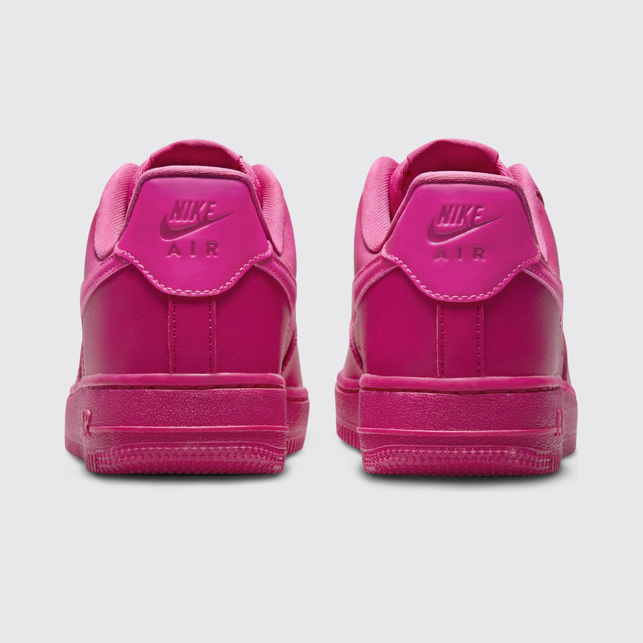 Nike Air Force 1 '07 Fireberry Damen Sneaker – Rückansicht des Paares