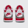 Air Jordan 3 Fire Red zapatilla – vista trasera del par