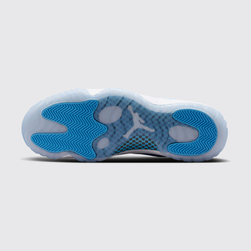 Air Jordan 11 Low University Blue zapatilla – vista de la suela