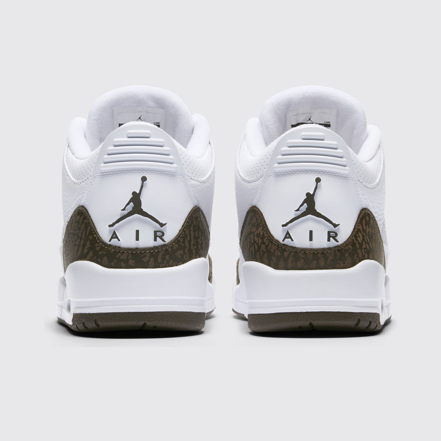 Air Jordan 3 Mocha sneaker – back view of the pair