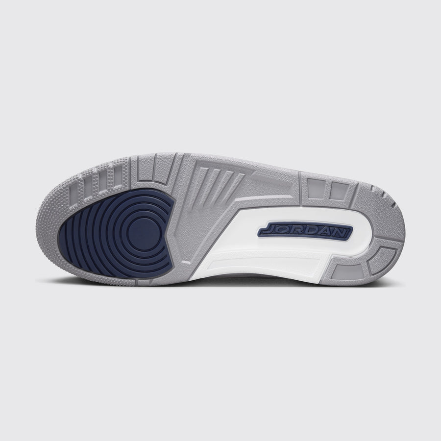 Air Jordan 3 Midnight Navy sneaker – outsole view