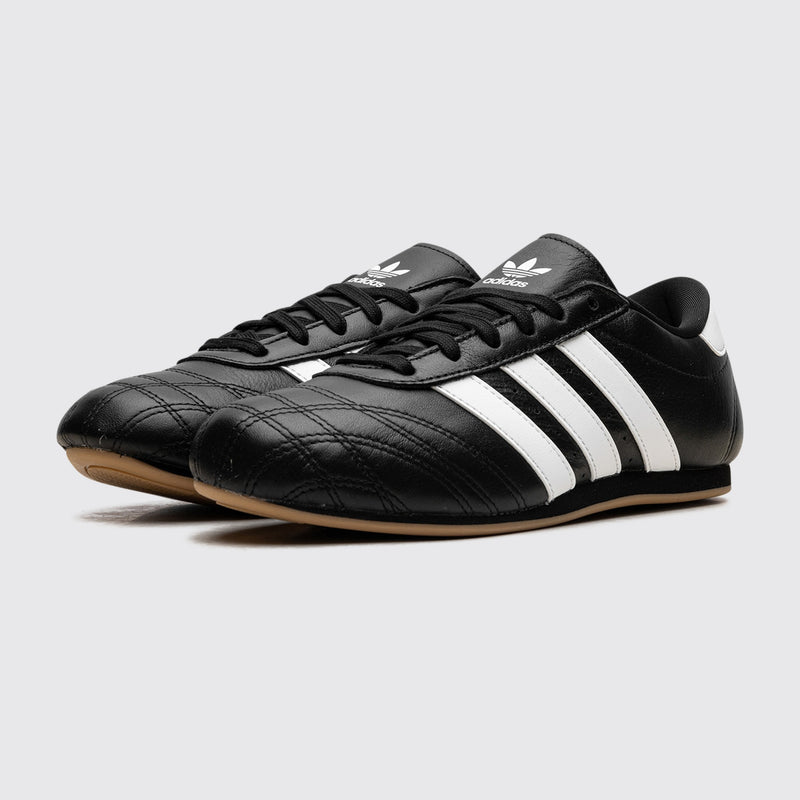 Adidas Taekwondo Lace Core Black Cloud White de Mulher sapatilha – vista a três quartos do par