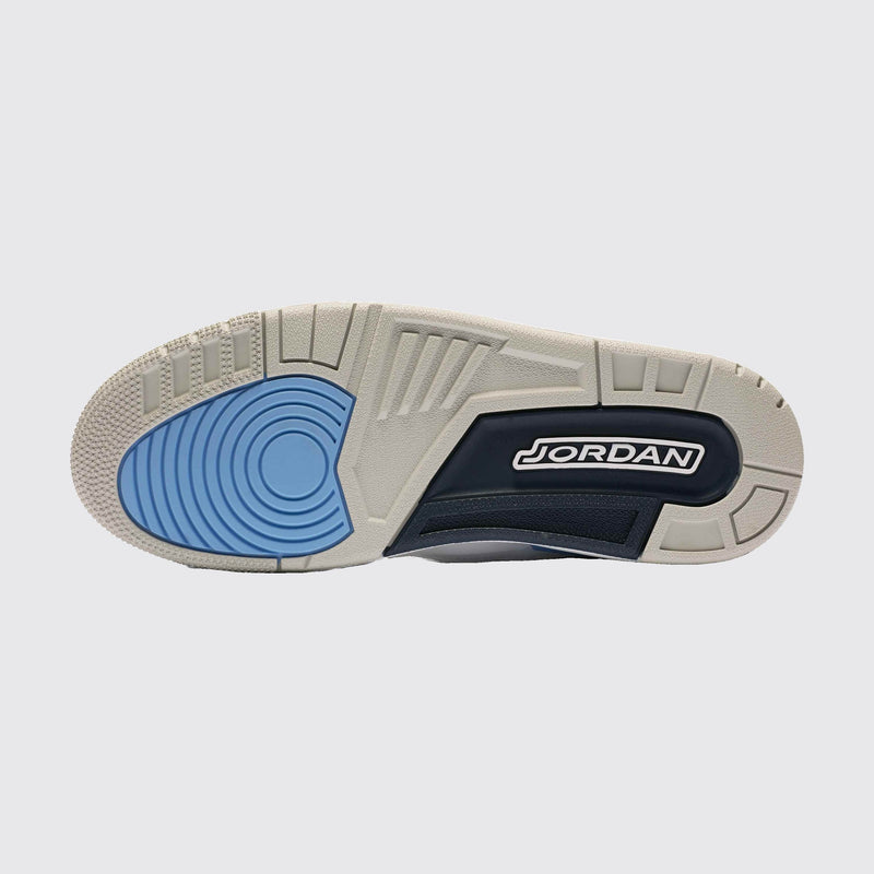 Air Jordan 3 UNC zapatilla – vista de la suela