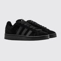 Adidas Campus 00s Triple Core Black sneaker – three-quarter view of the pair