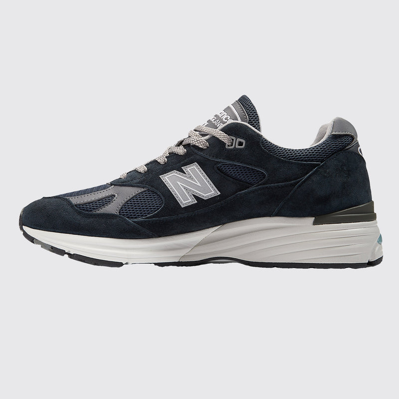 New Balance 991v2 Made in UK Dark Navy sneaker – side view