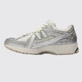 New Balance 1906R Silver Metallic Sea Salt New Spruce zapatilla – vista lateral