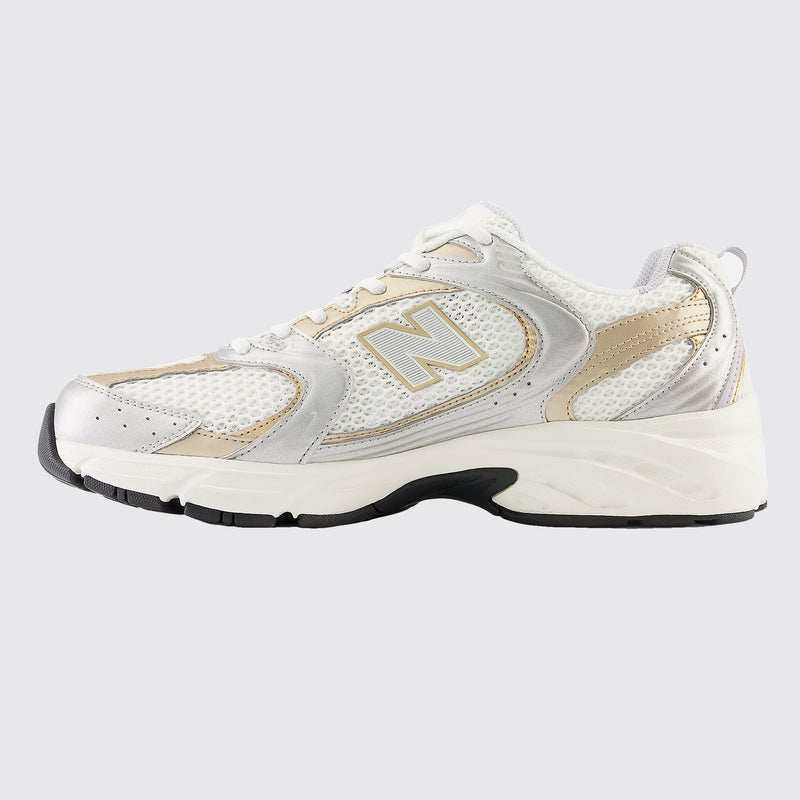 New Balance 530 Silver Moss sneaker – side view