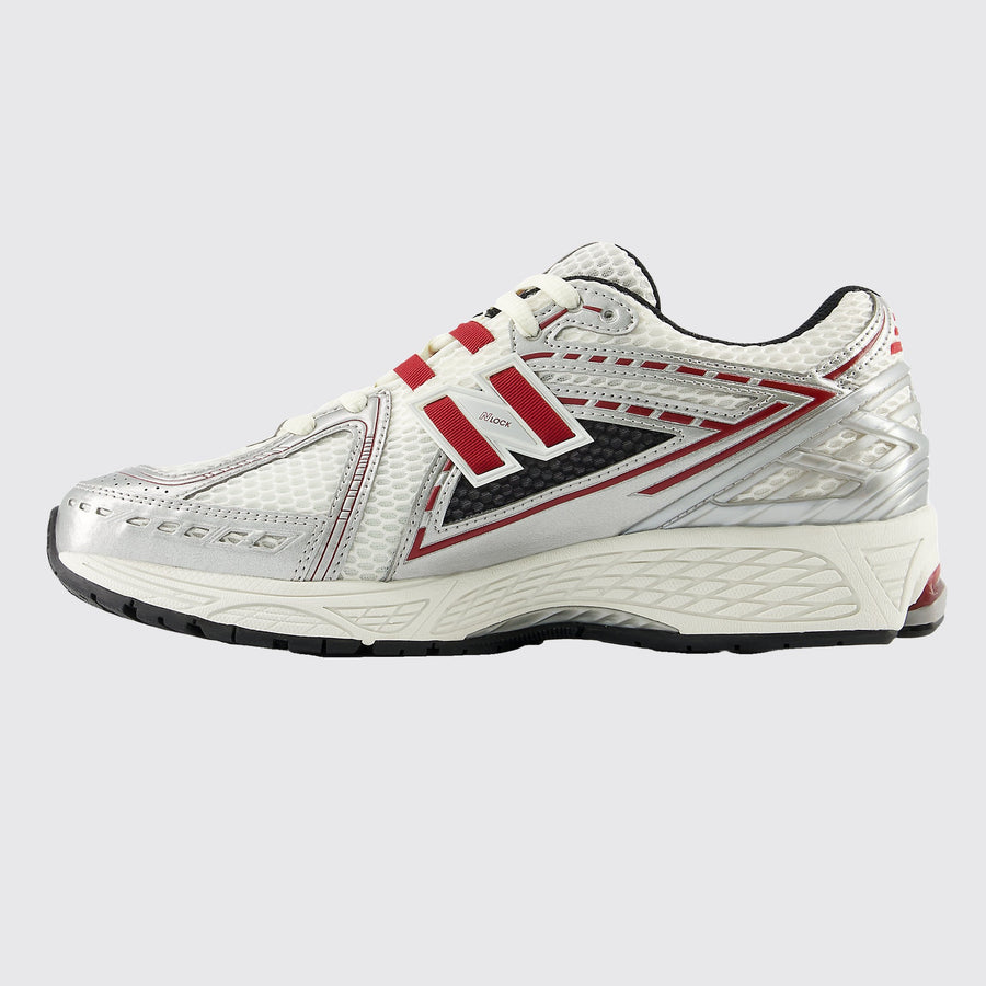 New Balance 1906R Silver Metallic Red basket – vue de profil