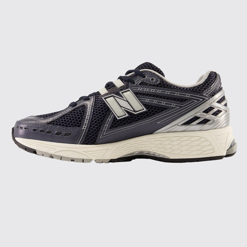 New Balance 1906R Eclipse sneaker – side view