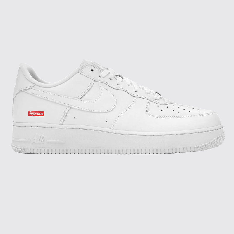 Supreme x Nike Air Force 1 Low White sneaker – other side view