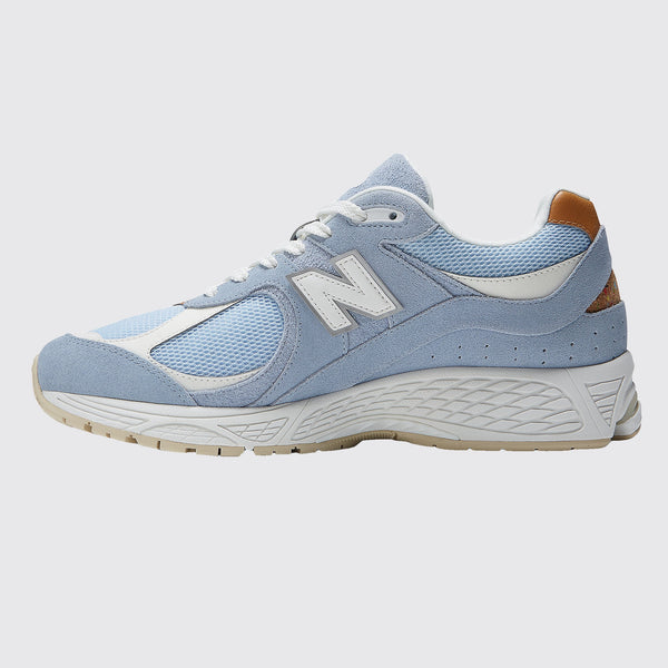 New Balance 2002R Wet Blue sneaker – side view