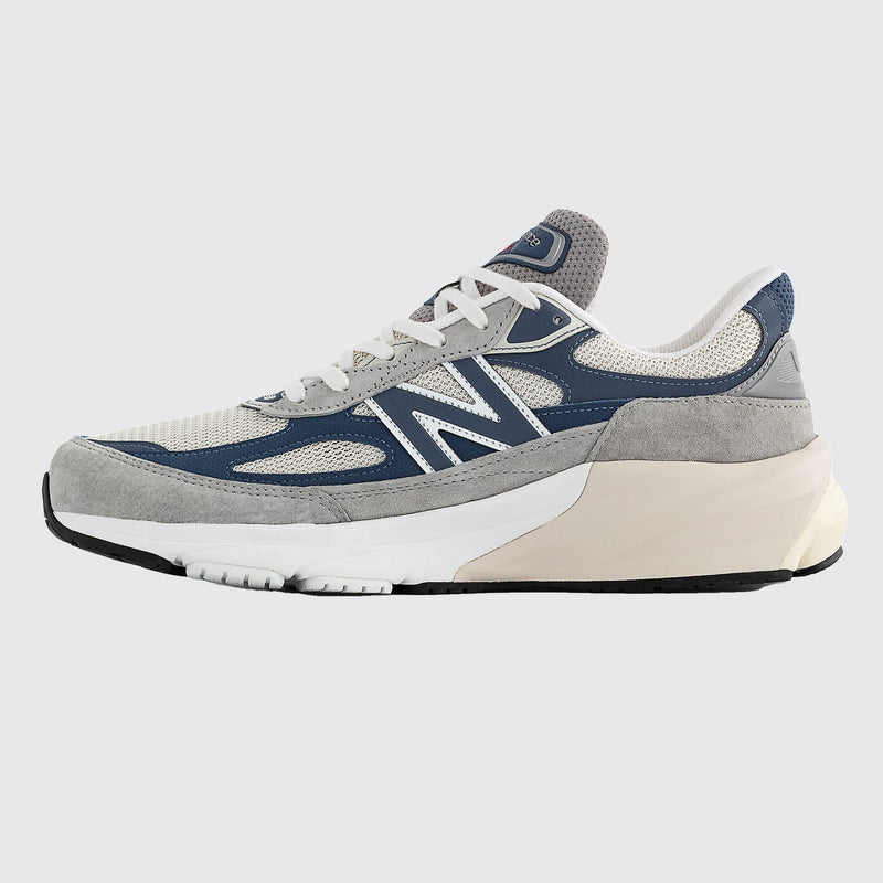 Teddy Santis New Balance 990v6 Made in USA Marblehead Vintage Indigo Sneaker – Seitenansicht