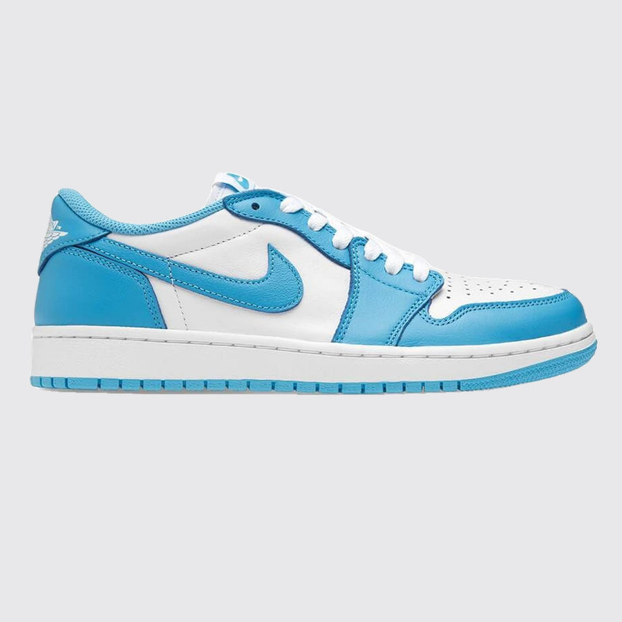 Nike SB x Air Jordan 1 Low UNC basket – vue de l'autre côté