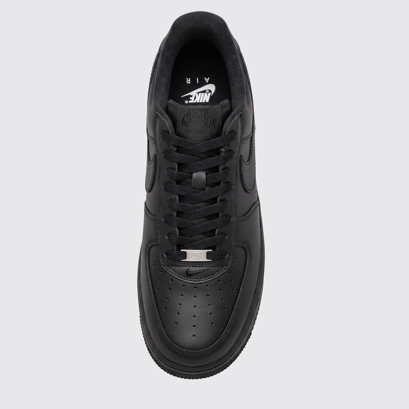 Supreme x Nike Air Force 1 Low Black sneaker – top view