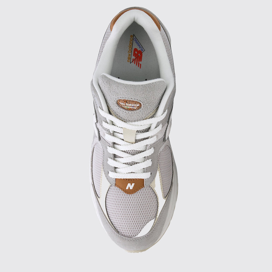 New Balance 2002R Concrete Grey sneaker – top view