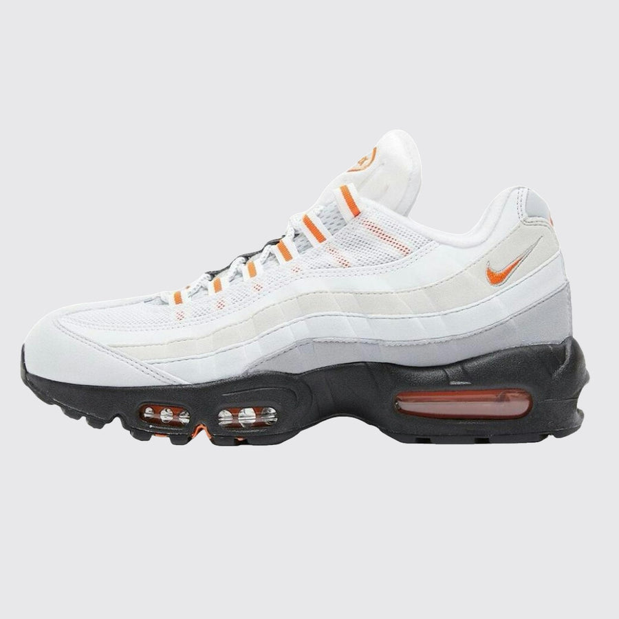 Nike Air Max 95 Wolf Grey Safety Orange sneaker – side view