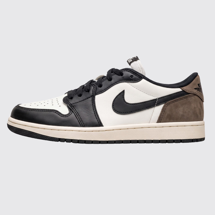 Air Jordan 1 Low OG Mocha basket – vue de profil
