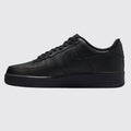 Nike Air Force 1 '07 Black sneaker – side view