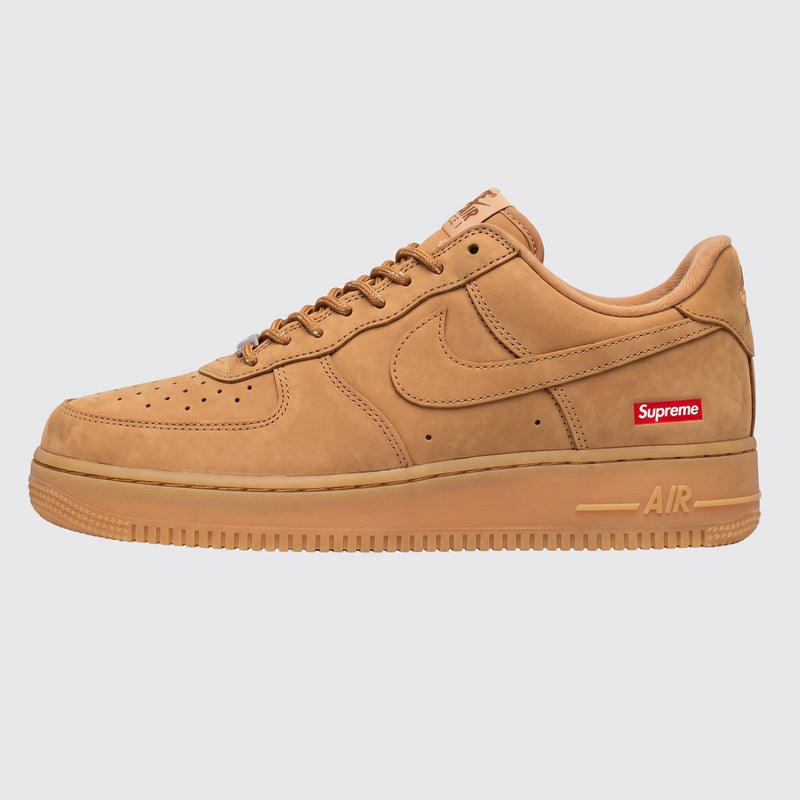 Supreme x Nike Air Force 1 Low Flax sneaker – side view