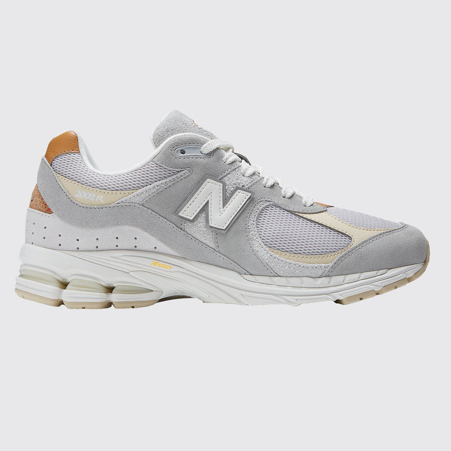 New Balance 2002R Concrete Grey sneaker – other side view