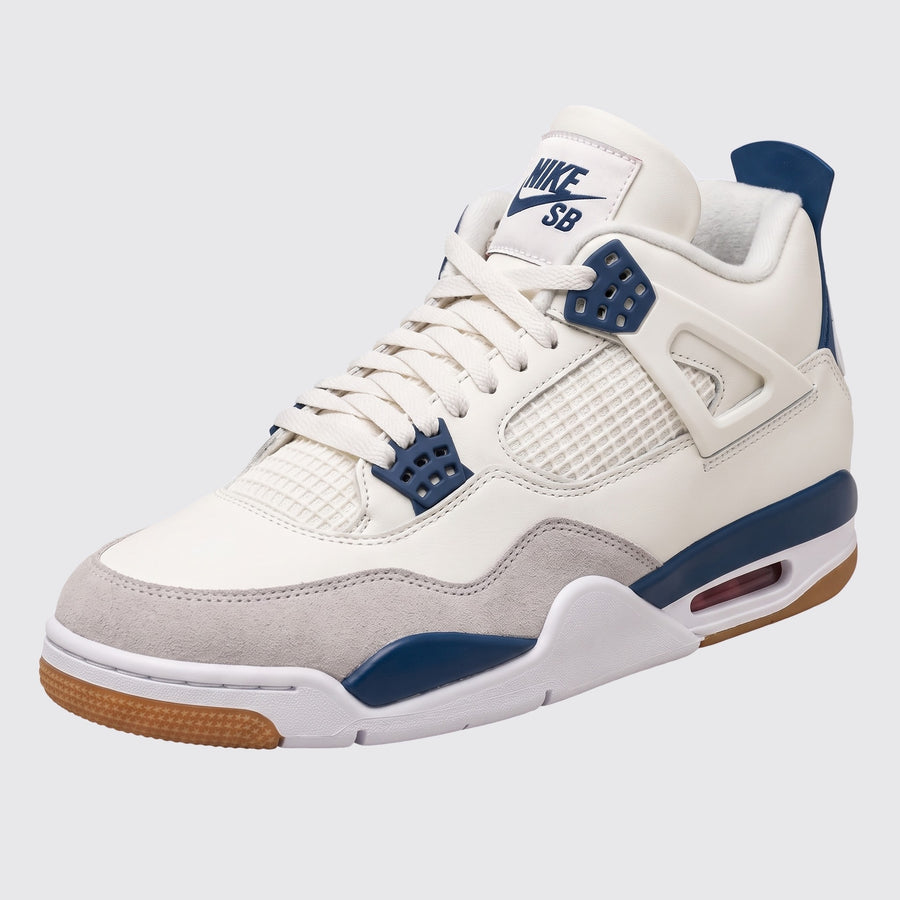 Nike SB x Air Jordan 4 Navy sneaker – front three-quarter view