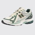 Aimé Leon Dore New Balance 1906R Jade Sneaker – Dreiviertel-Vorderansicht