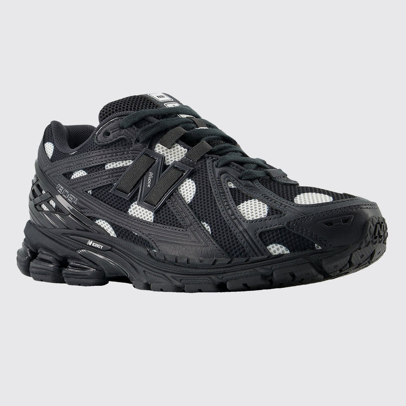 New Balance 1906R Polka Dot sneaker – front three-quarter view