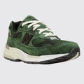 JJJJound New Balance 992 Green zapatilla – vista frontal 3/4