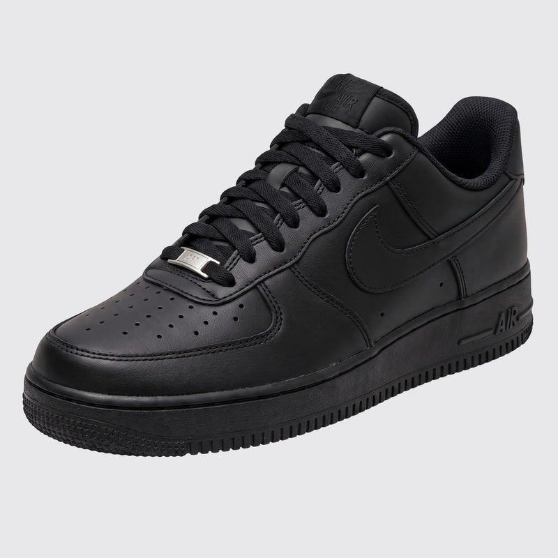 Nike Air Force 1 '07 Black sneaker – front three-quarter view