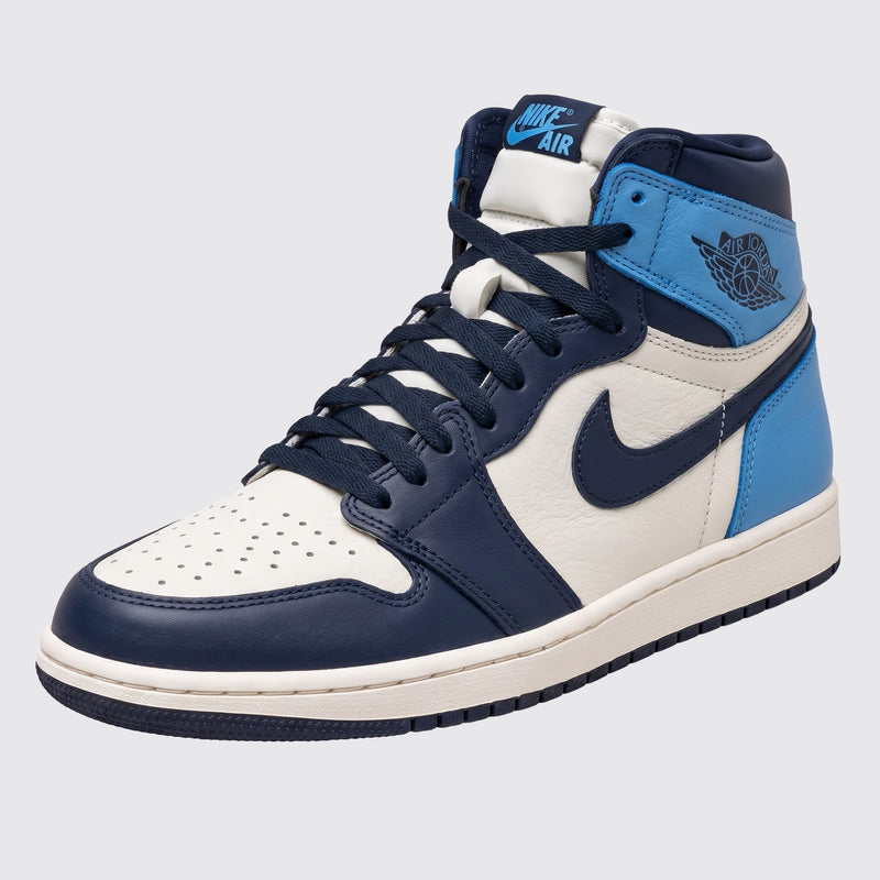 Air Jordan 1 High OG Obsidian Sneaker – Dreiviertel-Vorderansicht
