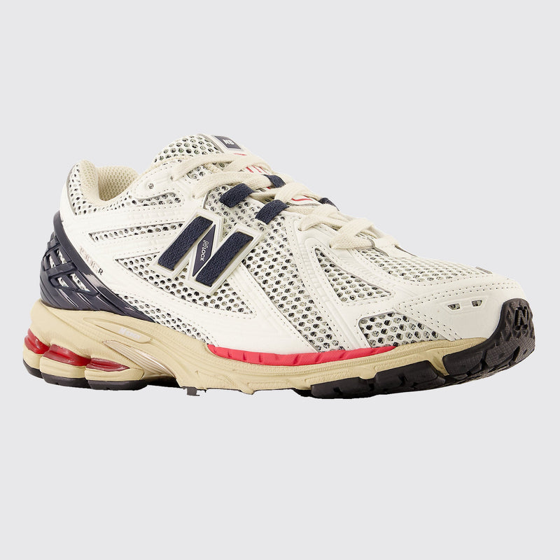 New Balance 1906R Sea Salt Eclipse sneaker – front three-quarter view