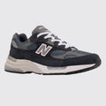 New Balance 992 Navy Grey sneaker – front three-quarter view