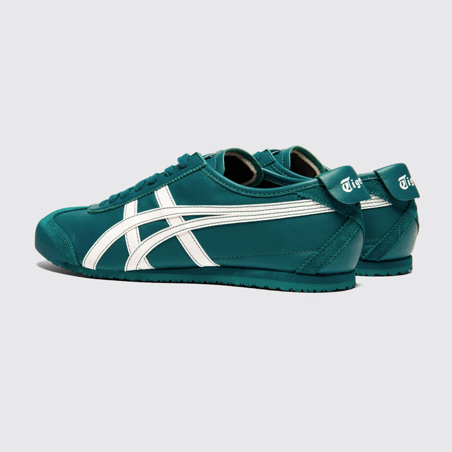 Onitsuka Tiger Mexico 66 Spruce Green White Sneaker – Dreiviertel-Vorderansicht des Paares