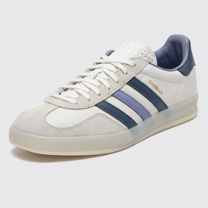 Adidas Gazelle Indoor Preloved Ink Sneaker – Schrägansicht von vorne