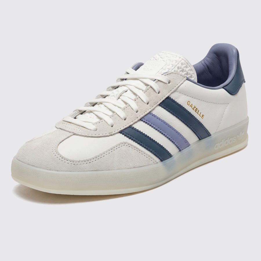 Adidas Gazelle Indoor Preloved Ink Sneaker – Schrägansicht von vorne