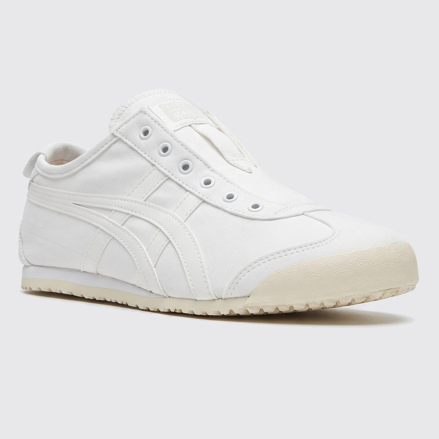 Onitsuka Tiger Mexico 66 Slip-On White White sneaker – front three-quarter view
