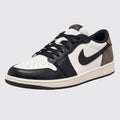 Air Jordan 1 Low OG Mocha basket – vue avant 3/4