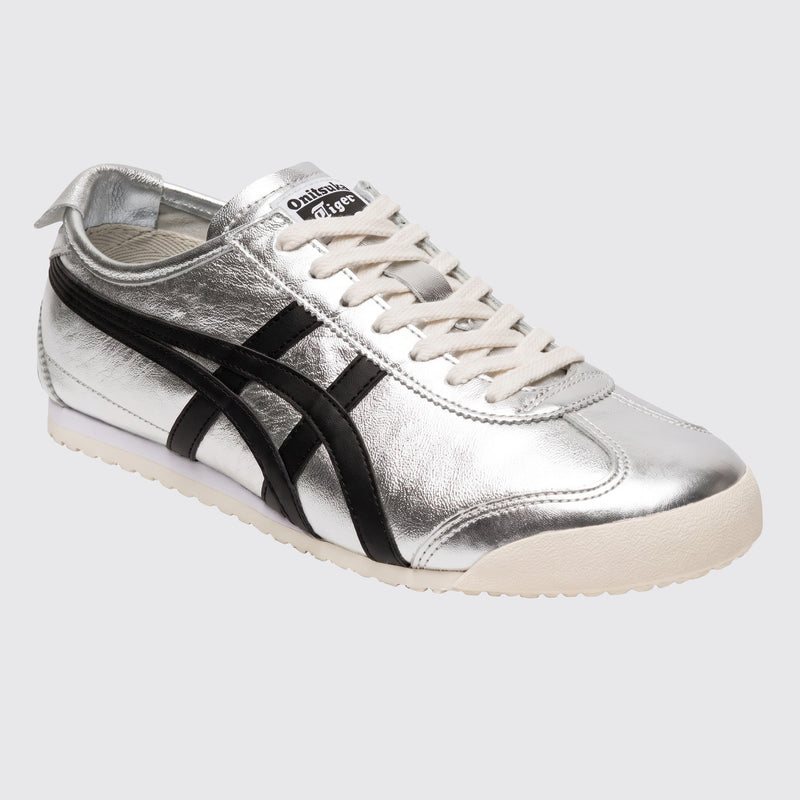 Onitsuka Tiger Mexico 66 Pure Silver Black sneaker – front three-quarter view