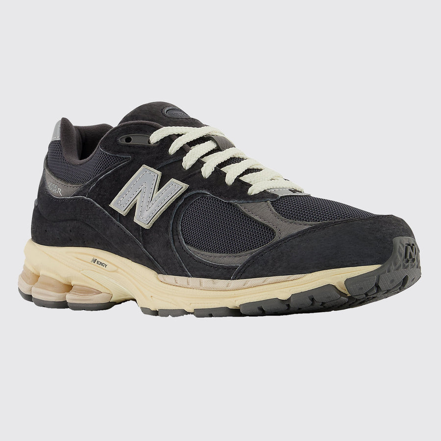 New Balance 2002R Phantom sneaker – front three-quarter view
