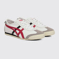Onitsuka Tiger Mexico 66 White Classic Red Sneaker – Dreiviertelansicht des Paares von der anderen Seite