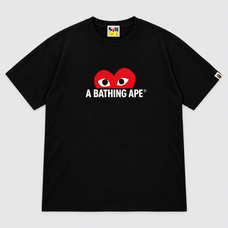 BAPE x COMME des GARÇONS PLAY Heart Tee Black Vorderansicht