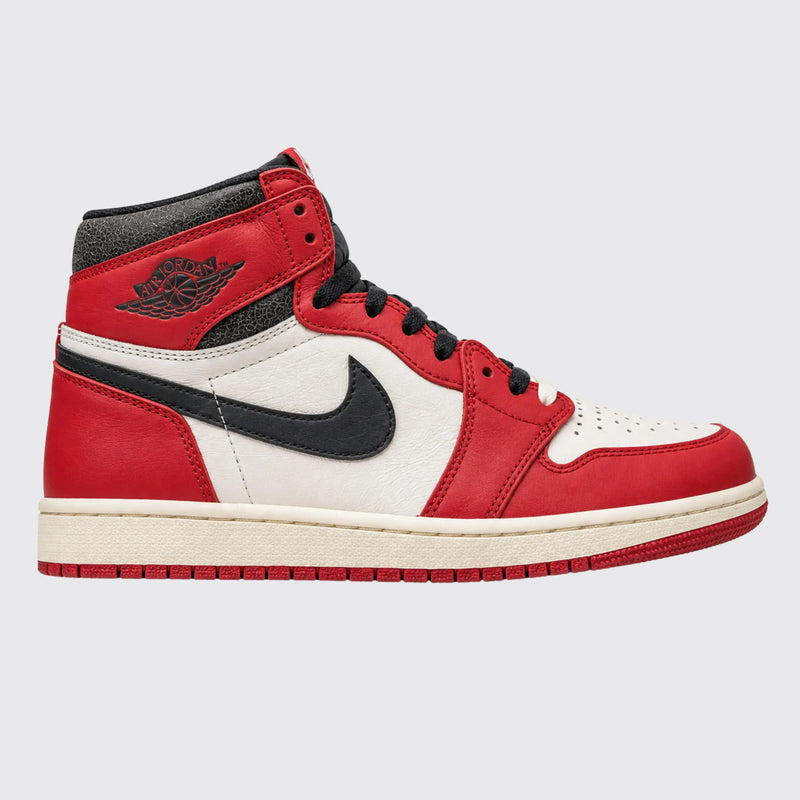 Air Jordan 1 Retro High OG Chicago red white black sneakers